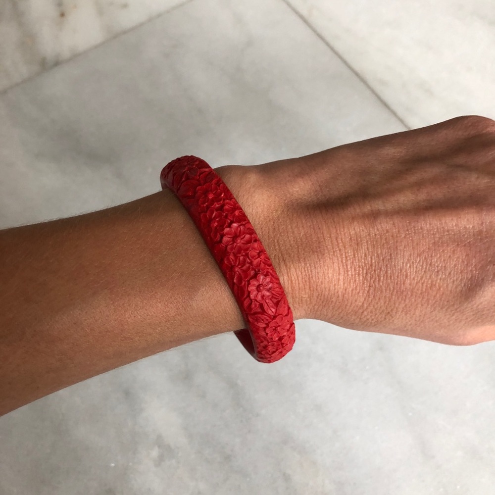 Red Korean carved floral bangle